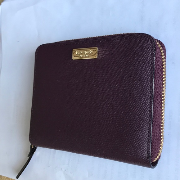 kate spade Handbags - ♠️ Kate Spade Darci Laurel Way Wallet ♠️
